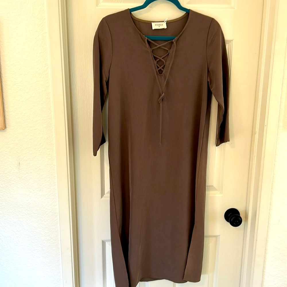 NWT Everly saddle brown midi dress 3/4 sleeves